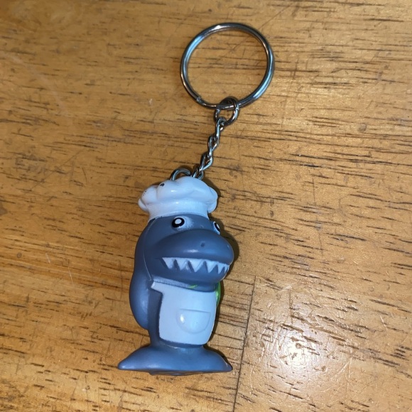 Star Awards Shark Chef Rubber Keychain - Picture 2 of 9